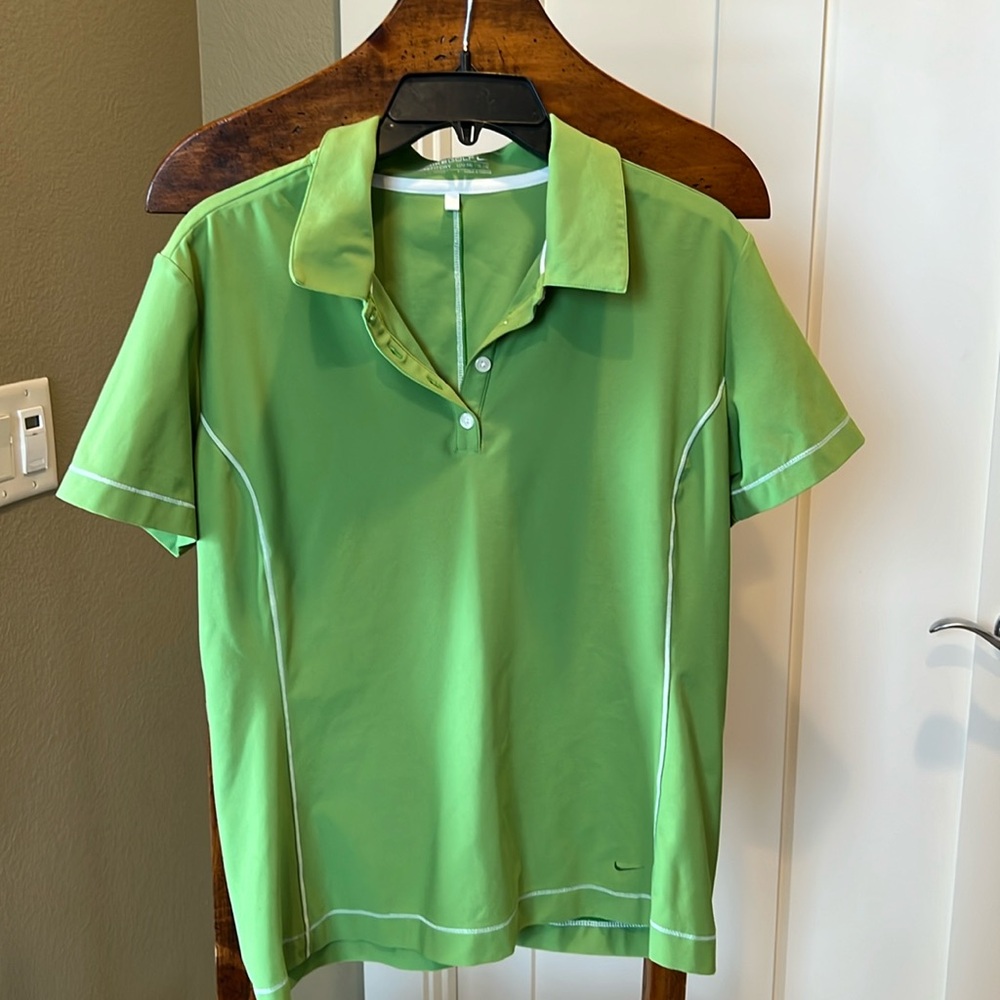 NIKE dri-fit golf shirt